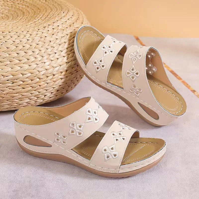 Sandalias Guadalupe Bordada