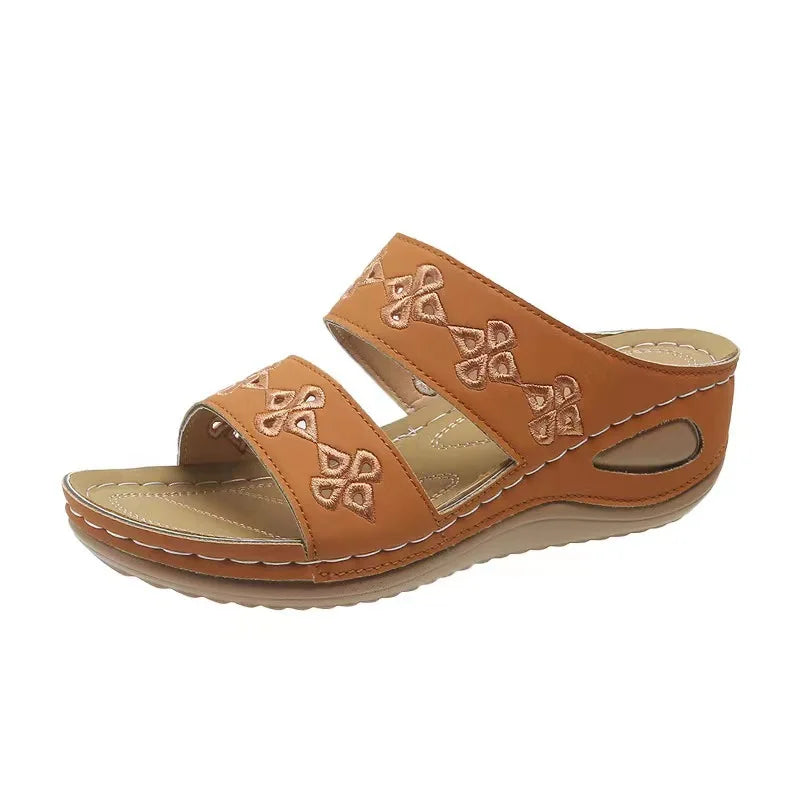 Sandalias Guadalupe Bordada